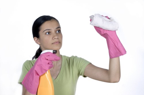 Deep cleaning treatment for a stained mattress